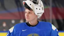 Андрей Шутов из «Барыса» в числе пяти лучших голкиперов КХЛ